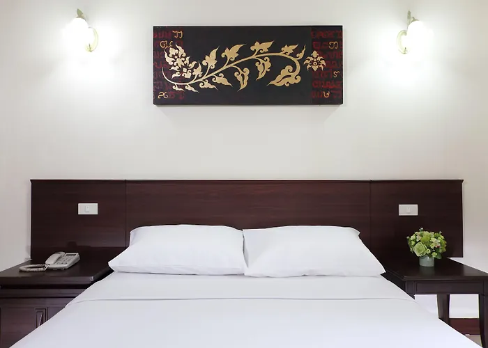Rambuttri Village Plaza Mini-hôtel
