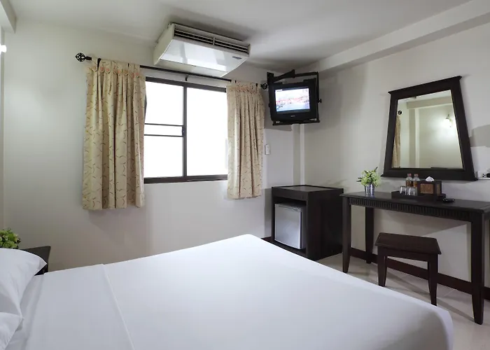 Mini-hôtel Rambuttri Village Plaza 3*