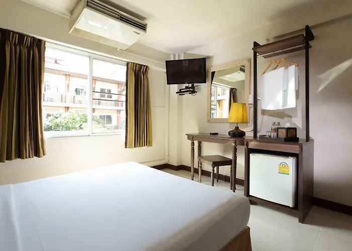 Rambuttri Village Plaza Bangkok