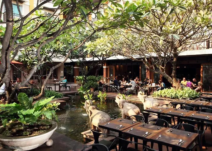 Rambuttri Village Plaza Mini-hôtel 3*